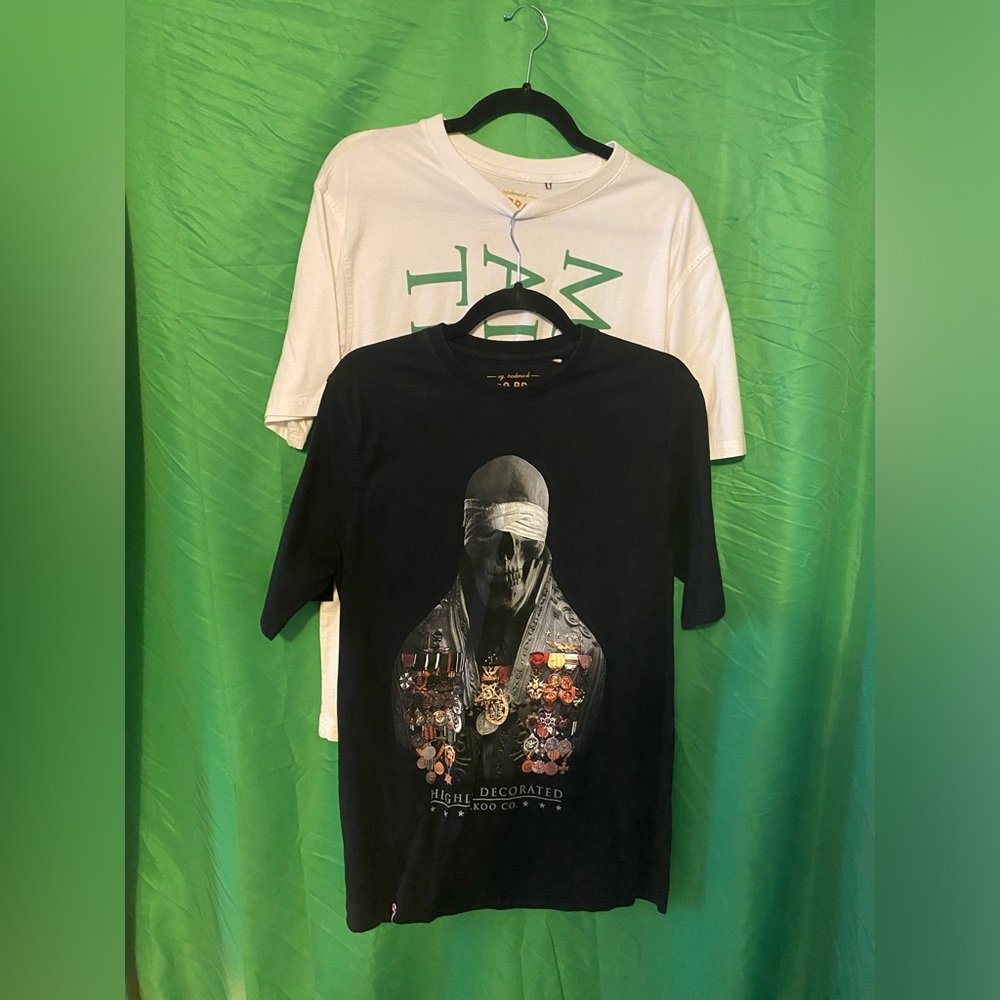 2 AKOO Brand  Black And White Graphic T-Shirt Size  L & M